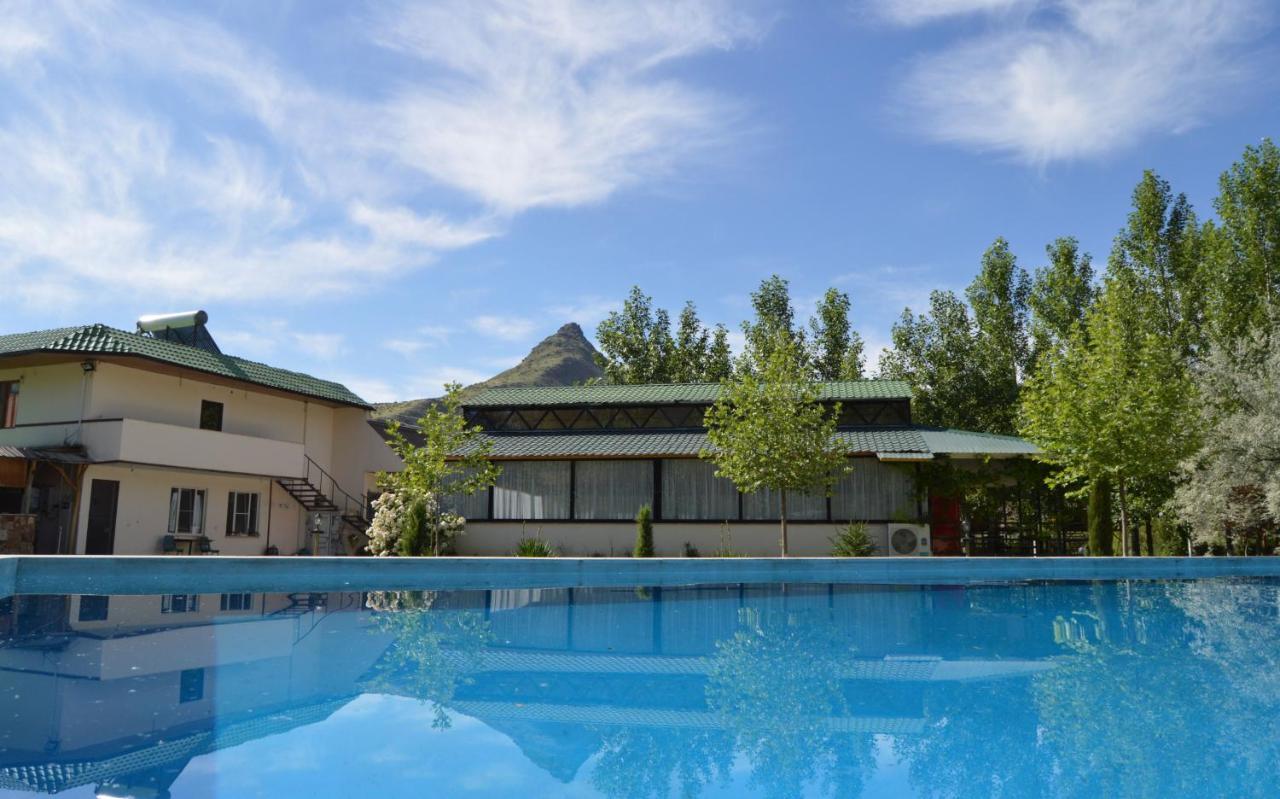 Crossway Camping Yeghegnadzor ภายนอก รูปภาพ