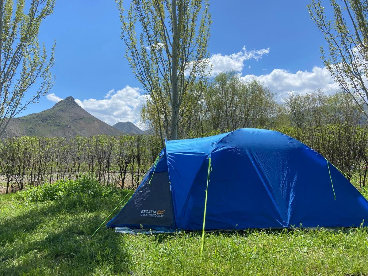 Crossway Camping Yeghegnadzor ภายนอก รูปภาพ